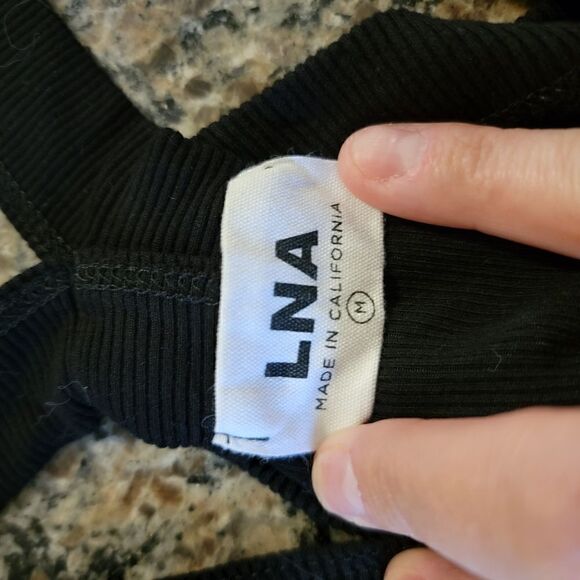 LNA Cielo Tank ribbed cross back crop tank top black size medium NWT - Picture 5 of 8